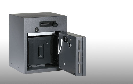 EZ Deposit Depositschrank geöffnet EZ Deposit Depositschrank geöffnet